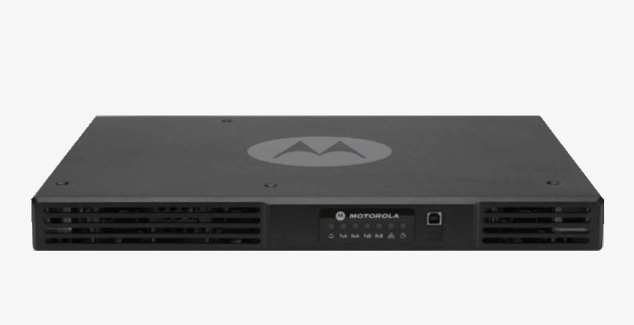 MOTOTRBO™ SLR5100 Repeater - Image 4